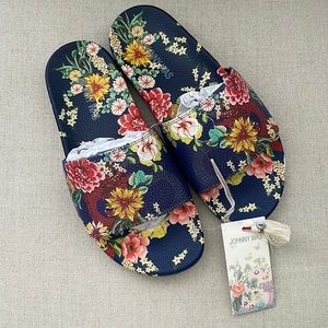 Johnny Was Dragona Pool Slide size 7